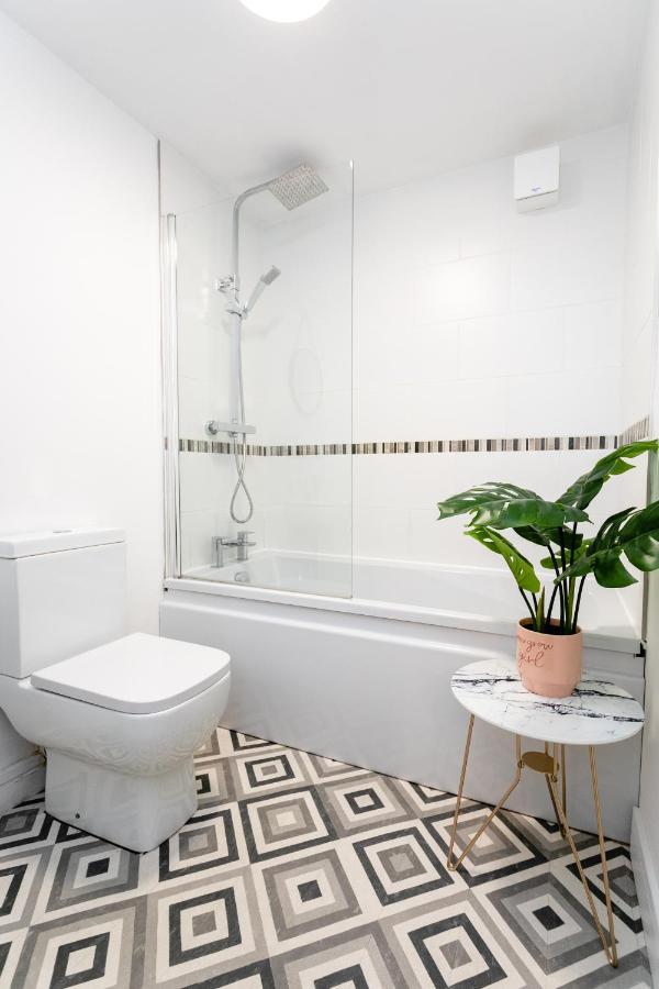 Fab 2Bedroom Apartment- Free Parking, 5Mins From City Centre, Portland Rd Ne2 1Dj Newcastle Upon Tyne Kültér fotó